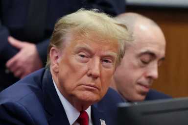 Trump paga una fianza de $175 millones por el caso de fraude civil en Nueva York