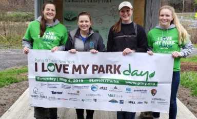 Nueva York, gobernadora Kathy Hochul, I Love my park, Kathy Hochul, JORNADA DE AMAR NUESTRAS TIERRAS DE NUEVA YORK,