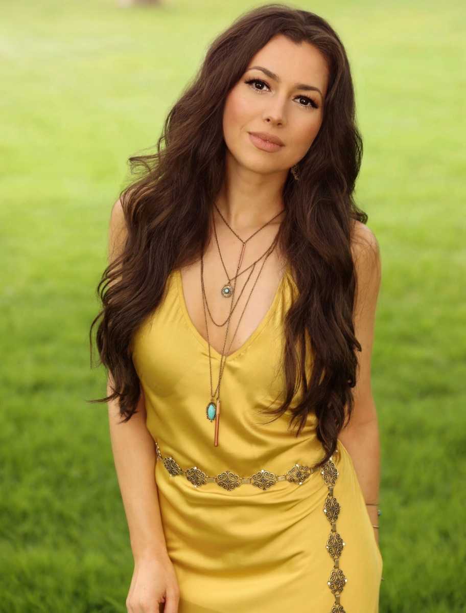 Jessica Lynn