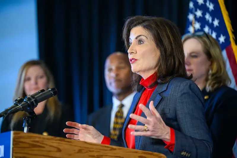 Gobernadora Hochul
