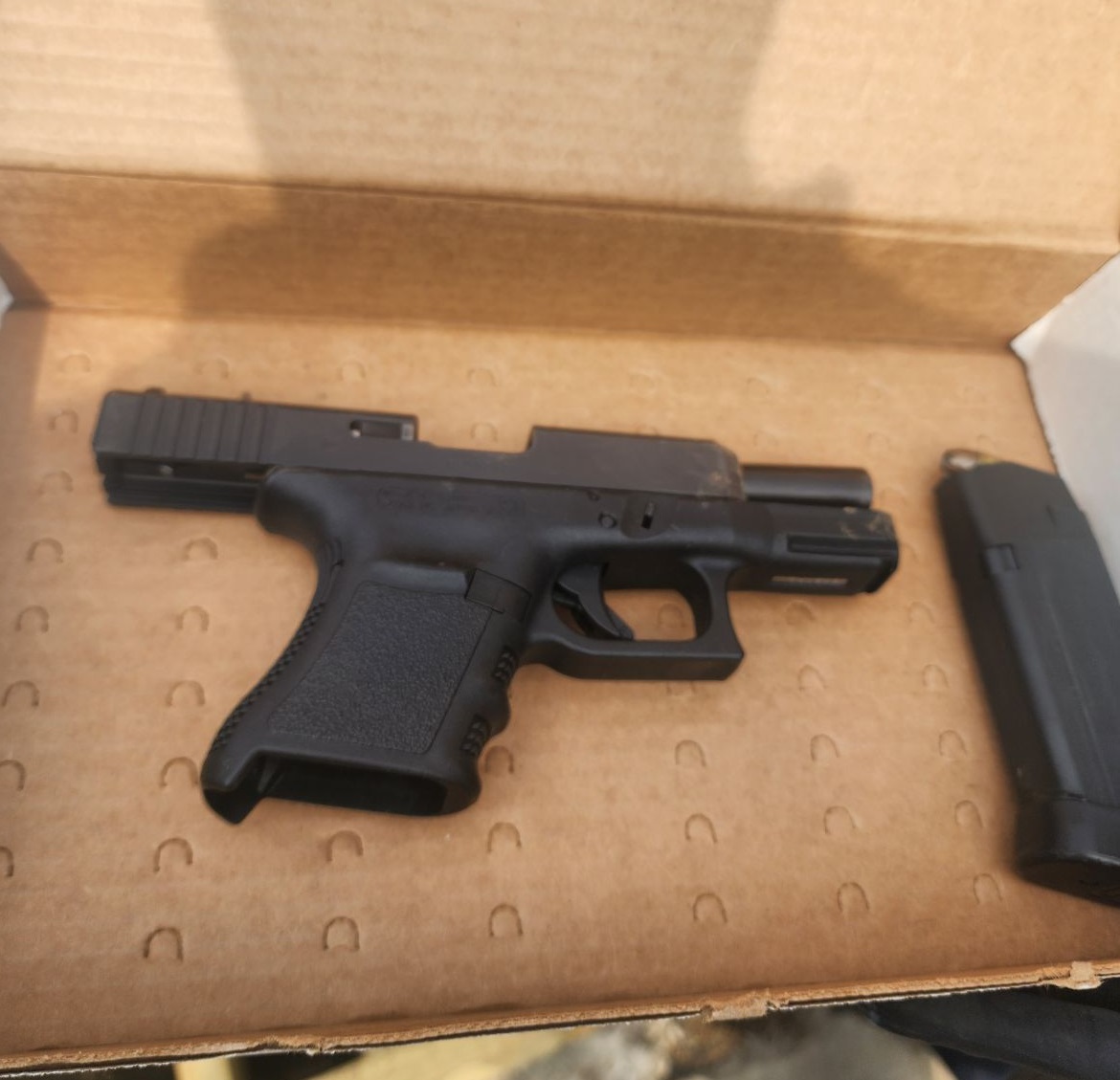 Hispano de Hicksville arrestado por robar gasolinera a punta de pistola
