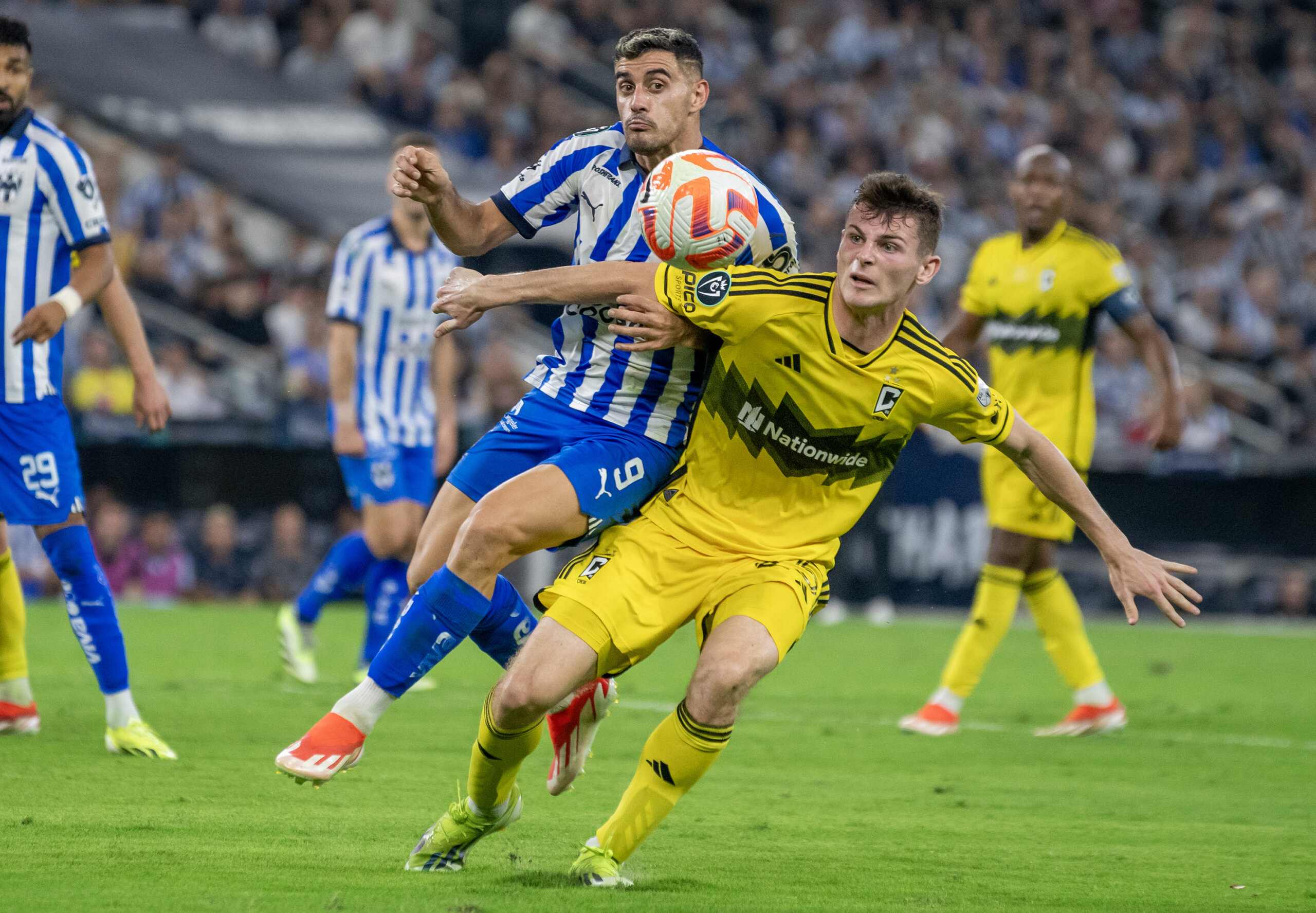 Columbus despacha 3-1 al Monterrey para meterse a la final de la Copa de Campeones