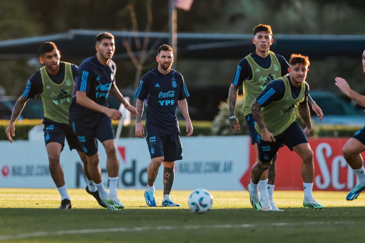 Messi y Di María lideran roster de Argentina para enfrentar a Ecuador y Guatemala