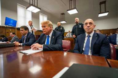Trump declarado culpable de falsificar documentos para silenciar aventura con actriz porno