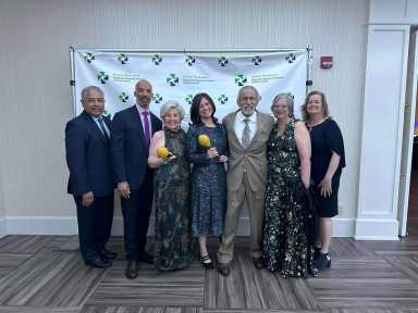 Legislador Davis apoya la Cena de Becas de Hispanic Brotherhood