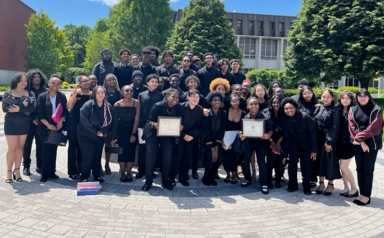 Estudiantes de Uniondale brillan en concursos de orquestas y bandas musicales a nivel estatal