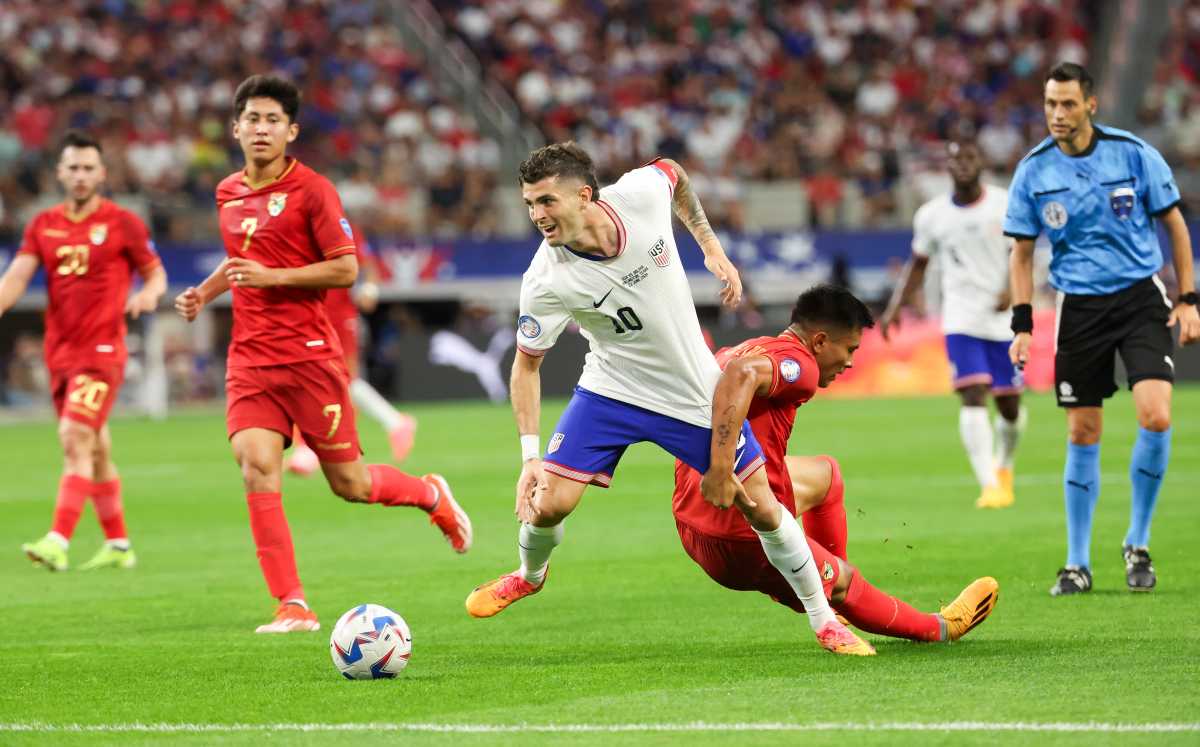 Estados Unidos vence a Bolivia al ritmo de su 'Capitán América'
