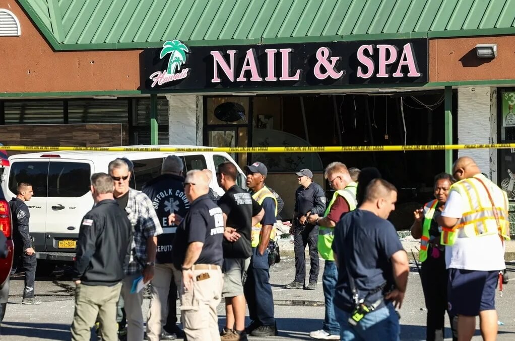 Borracho estrella su camioneta en salón de uñas y mata a 4 personas en Suffolk