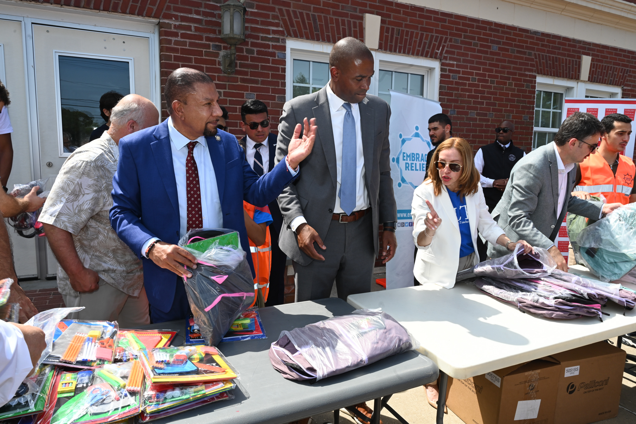 Vicepresidente Phil Ramos anuncia inversión de $347,500 en la Asociación de Maestros Latinos de Long Island