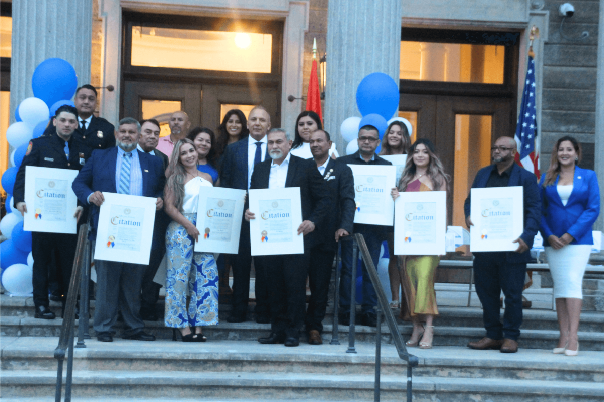 Condado de Nassau honra la cultura y contribución Salvadoreña-Americana con gran celebración