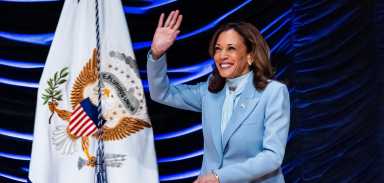 Kamala Harris inaugura el 'Mes de la Herencia Hispana' con un mensaje centrado en la economía