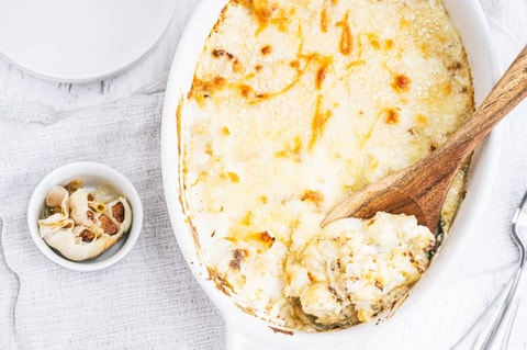 Gratinado de Coliflor con Ajo Asado para el Día de Acción de Gracias