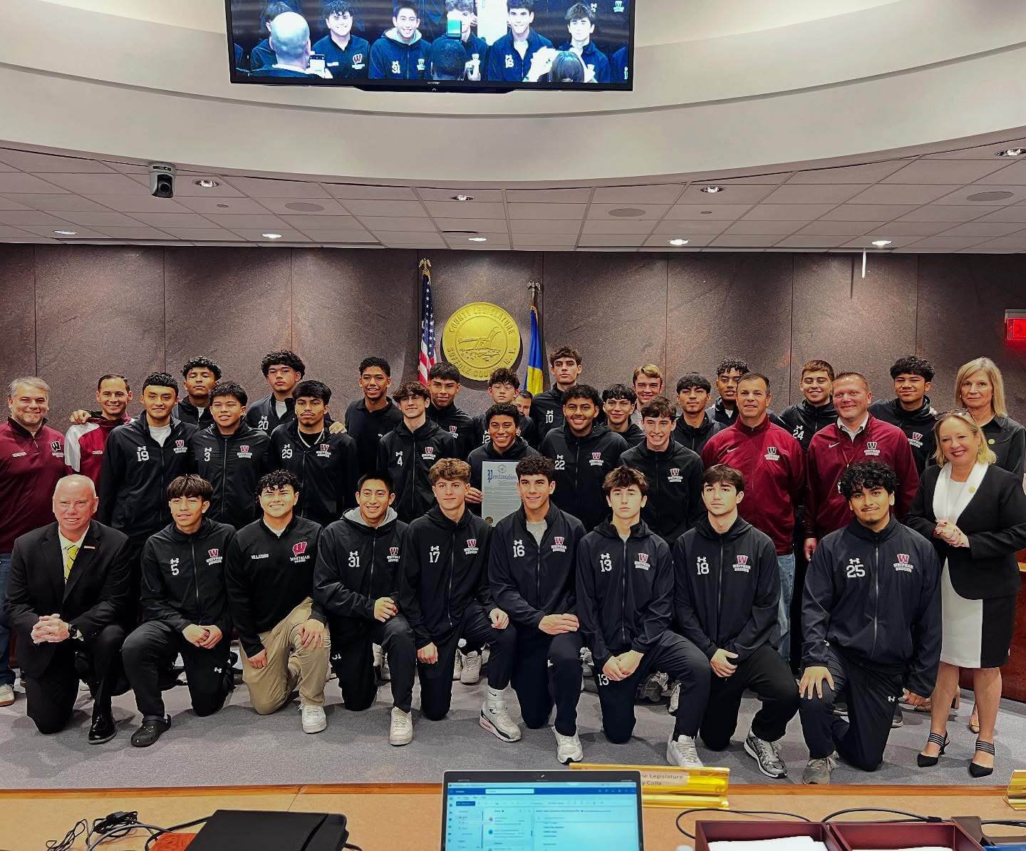 Homenaje a Walt Whitman High School campeón de fútbol en Suffolk y Long Island