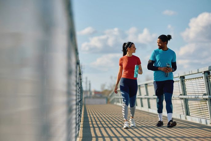 Aproveche el poder de caminar: Beneficios de estar físicamente activo