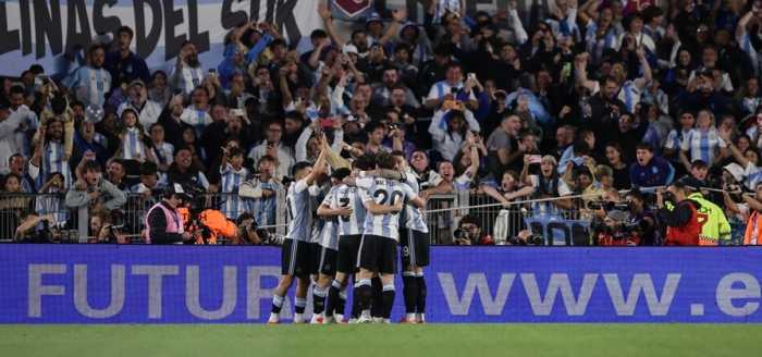 Argentina golea a Brasil y goza su clasificación al Mundial 2026