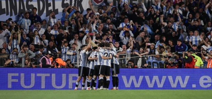 Argentina golea a Brasil y goza su clasificación al Mundial 2026