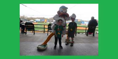 Apasionada afición de Long Island Ducks lista para la temporada 2025