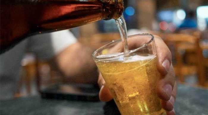 Alertan sobre impactos del consumo excesivo de alcohol en la salud y el bienestar