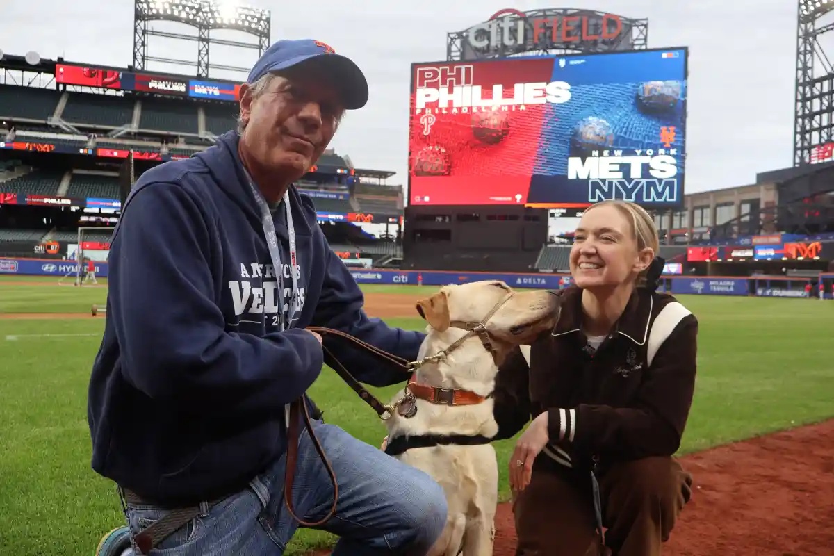 Buddy, el perro veterinario de los New York Mets