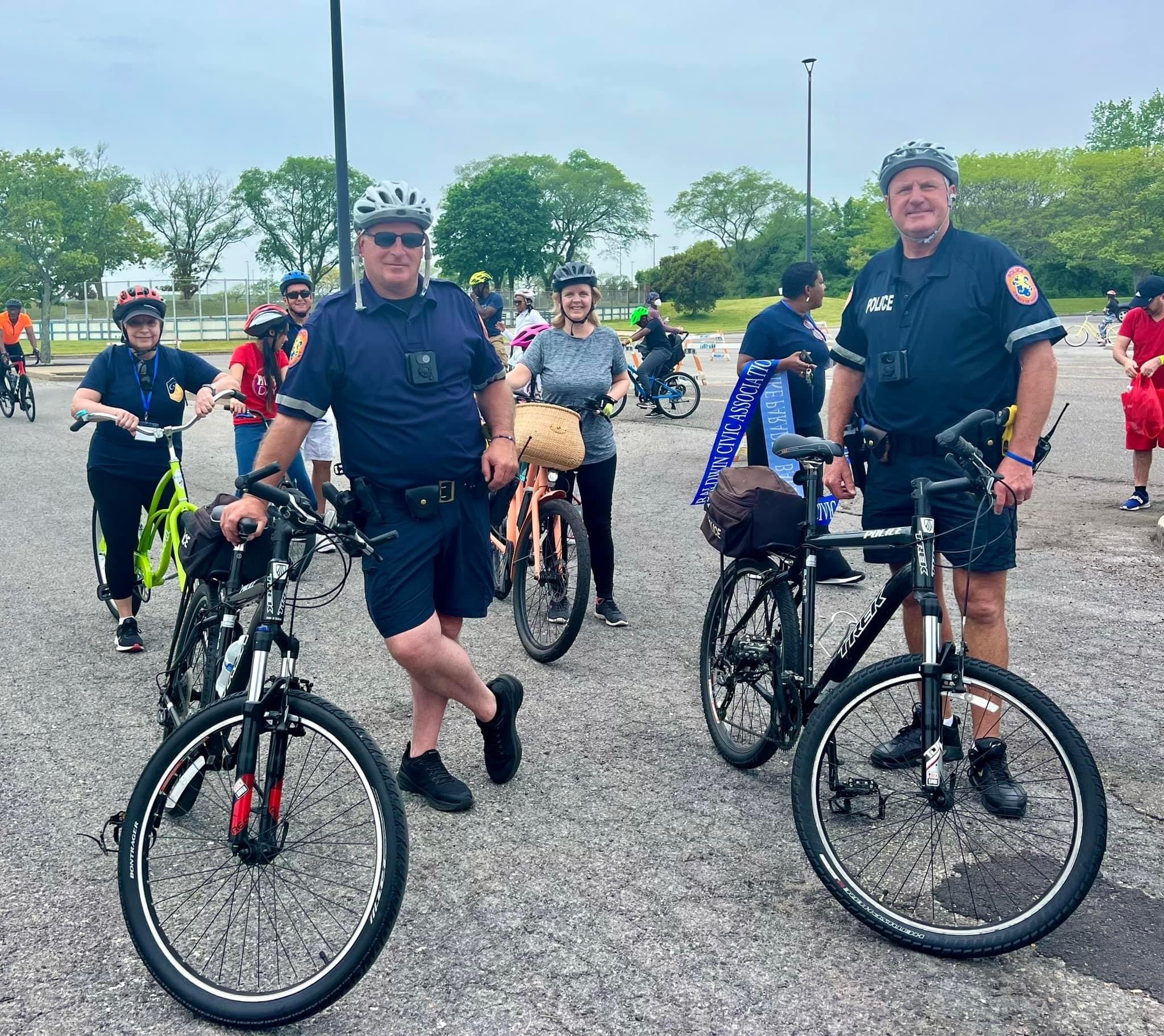 Fomentan el ciclismo en rodeo y desfile de bicicletas en Baldwin Park