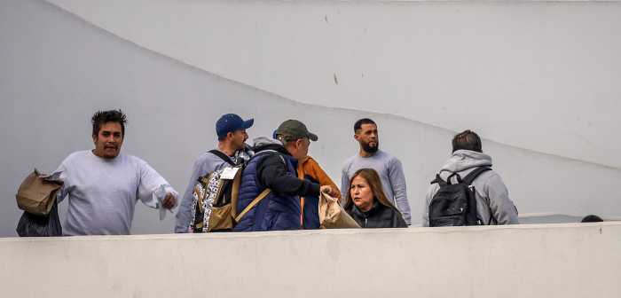 EEUU ofrecerá ayuda adicional de 1.000 dólares a indocumentados que elijan autodeportarse