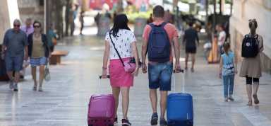 Consejos para poder mantenerse saludable durante los viajes de verano