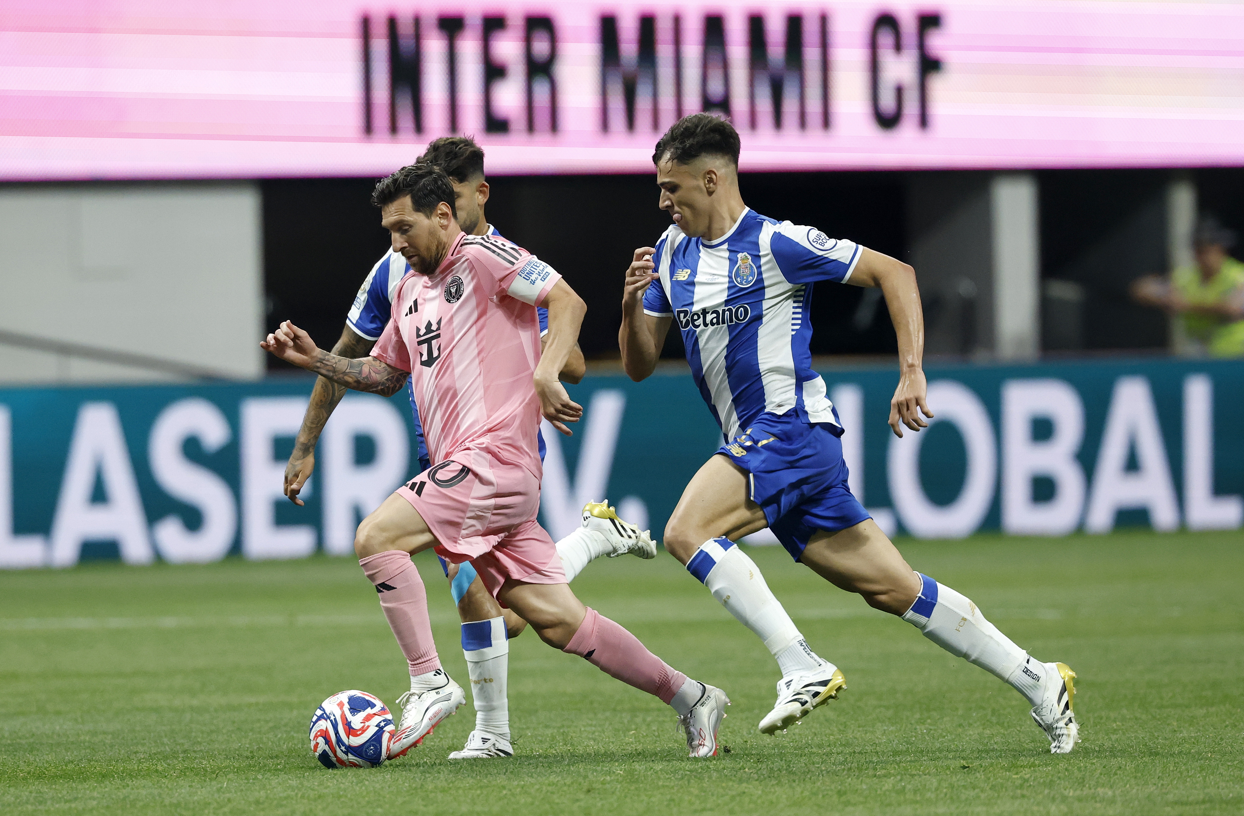 InMESSIonante ... Inter Miami remonta 2-1 al Porto en Mundial de Clubes