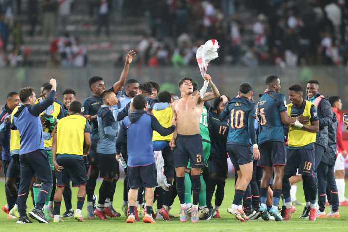 Ecuador se clasifica al Mundial de fútbol 2026