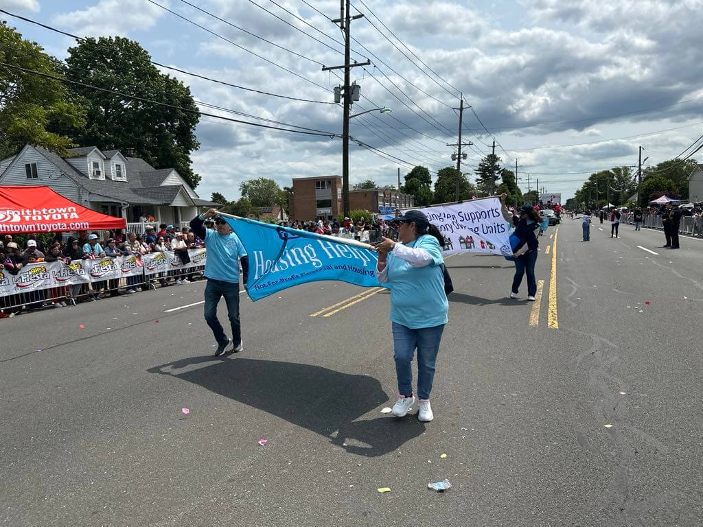 La comunidad celebra exitoso Desfile Puertorriqueño Hispano de Long Island