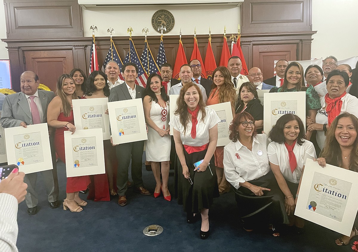 Condado de Nassau conmemora con orgullo las fiestas patrias del Perú