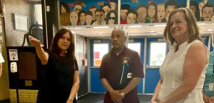 Presidente de la Asamblea, Carl Heastie, visita el condado de Nassau con la Asambleísta Judy Griffin
