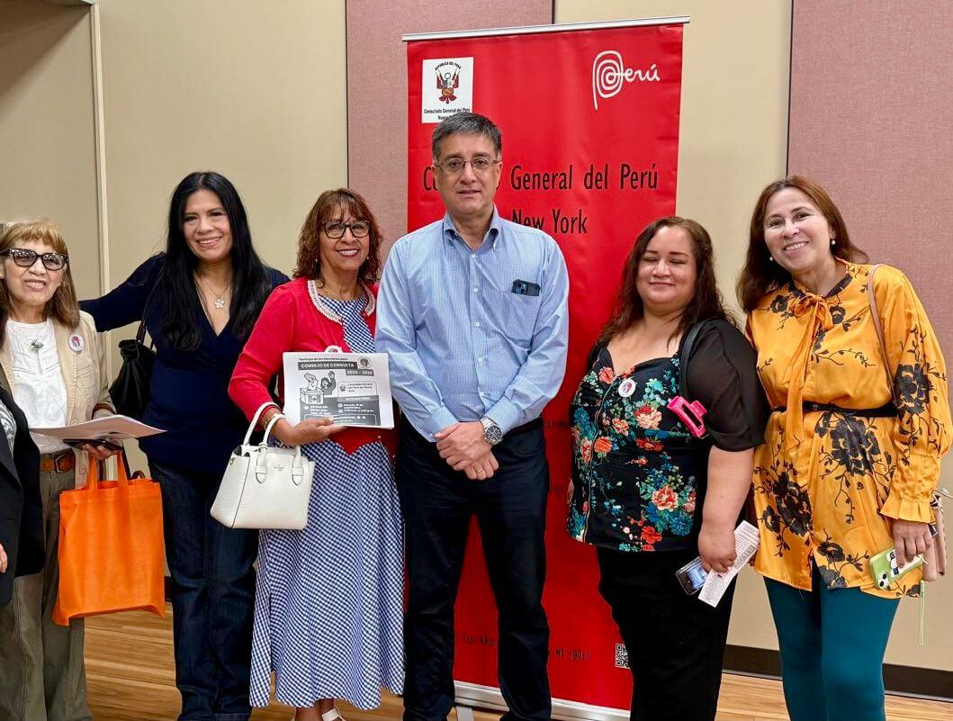 Cumplen importante Consulado Móvil de Perú en Brentwood, Long Island