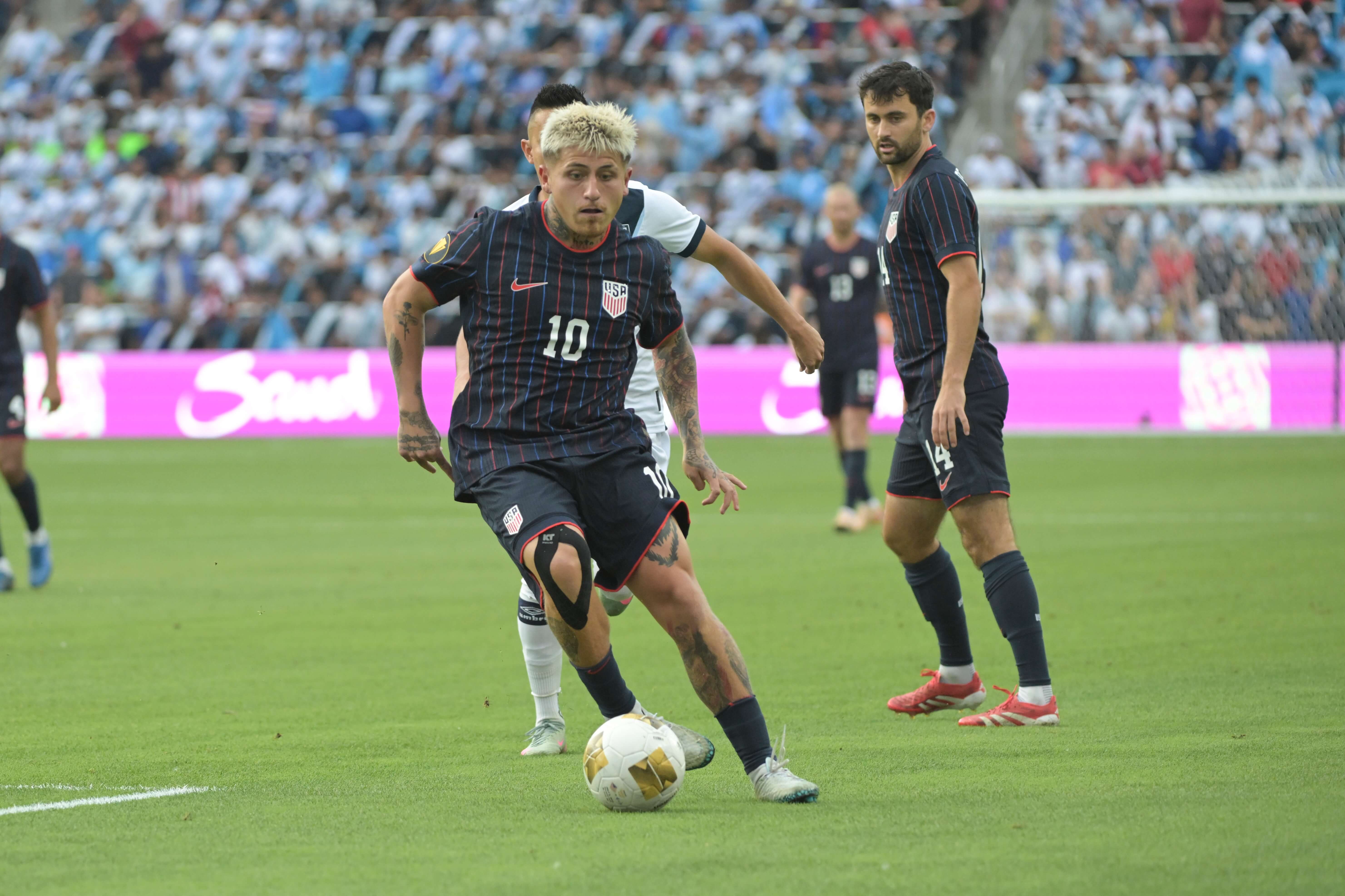Copa Oro: EEUU avanza a la final con doblete de Diego Luna