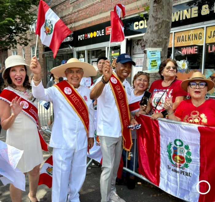 Desfile Internacional Peruano