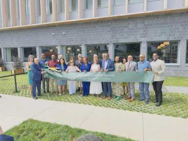 Escuela Secundaria Evergreen Charter School, un sueño hecho realidad en Hempstead