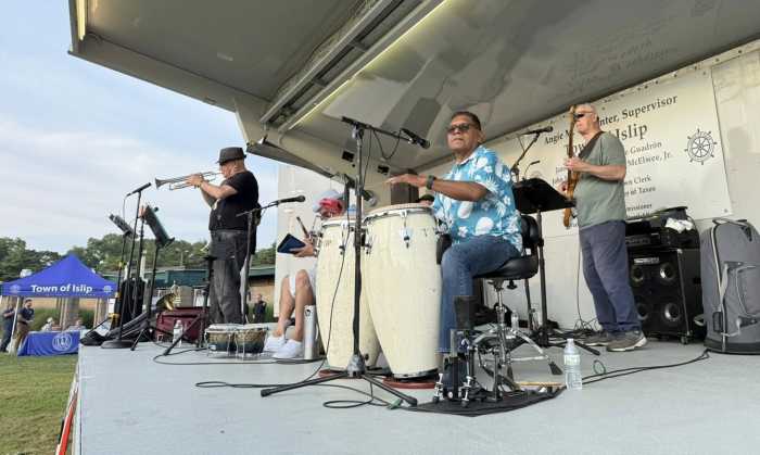 Vívelo LI : Culmina serie de conciertos gratuitos en Parque Roberto Clemente