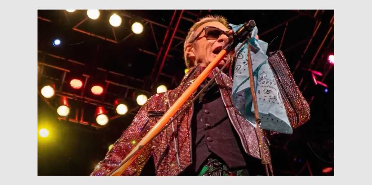 Vívelo LI : Rockero David Lee Roth se presenta en The Paramount