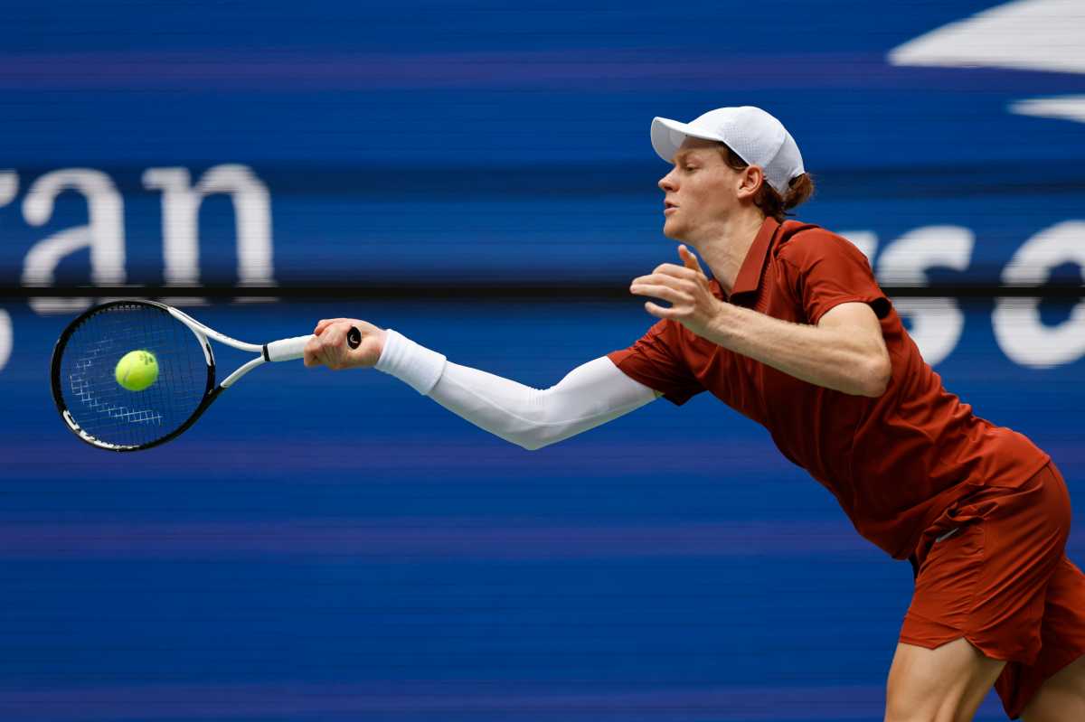 El número 1 del mundo Jannik Sinner arrolla a Vit Kopriva en inicio del US Open