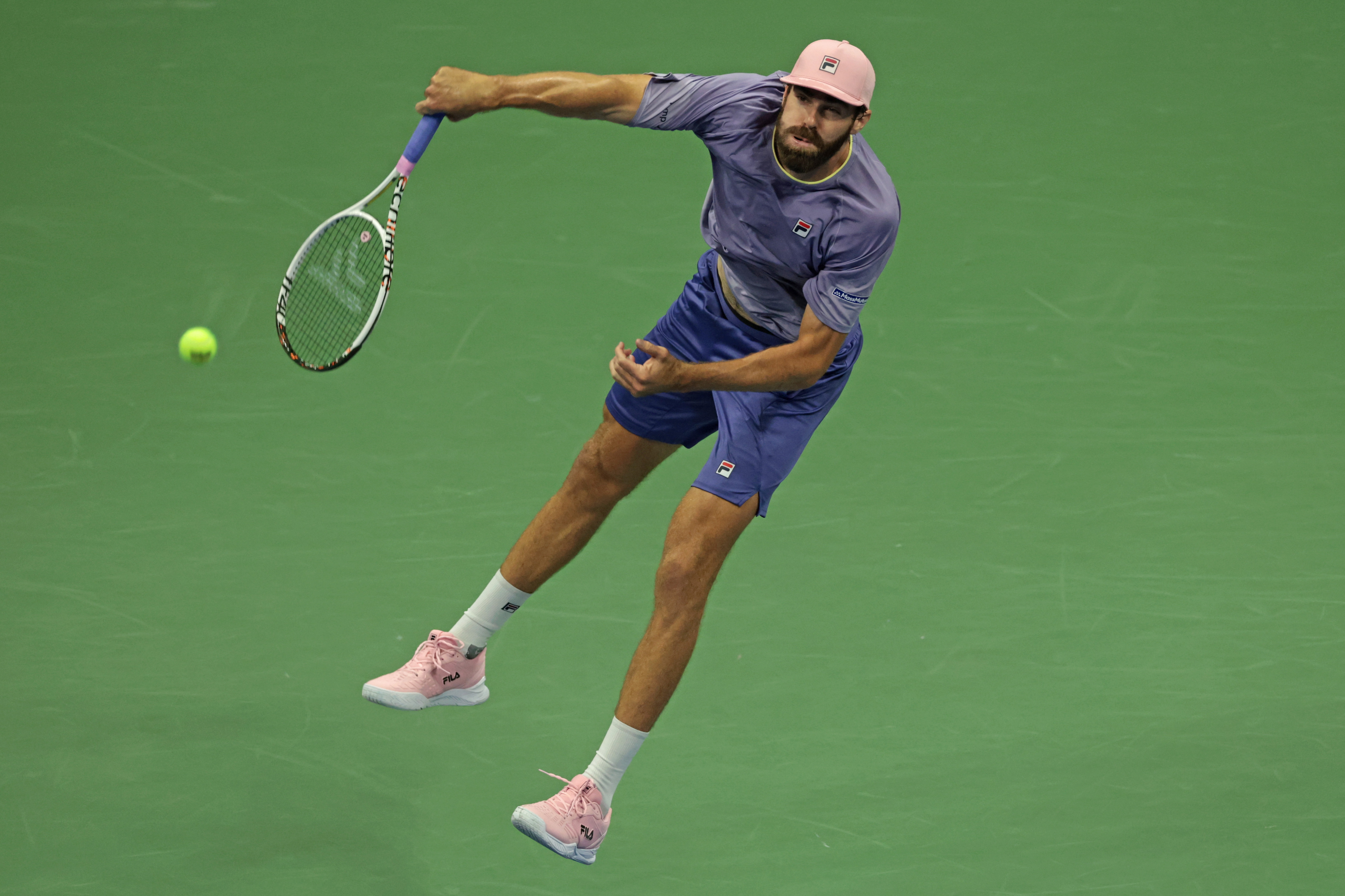 US Open 2025: Alcaraz derriba a Opelka en el debut