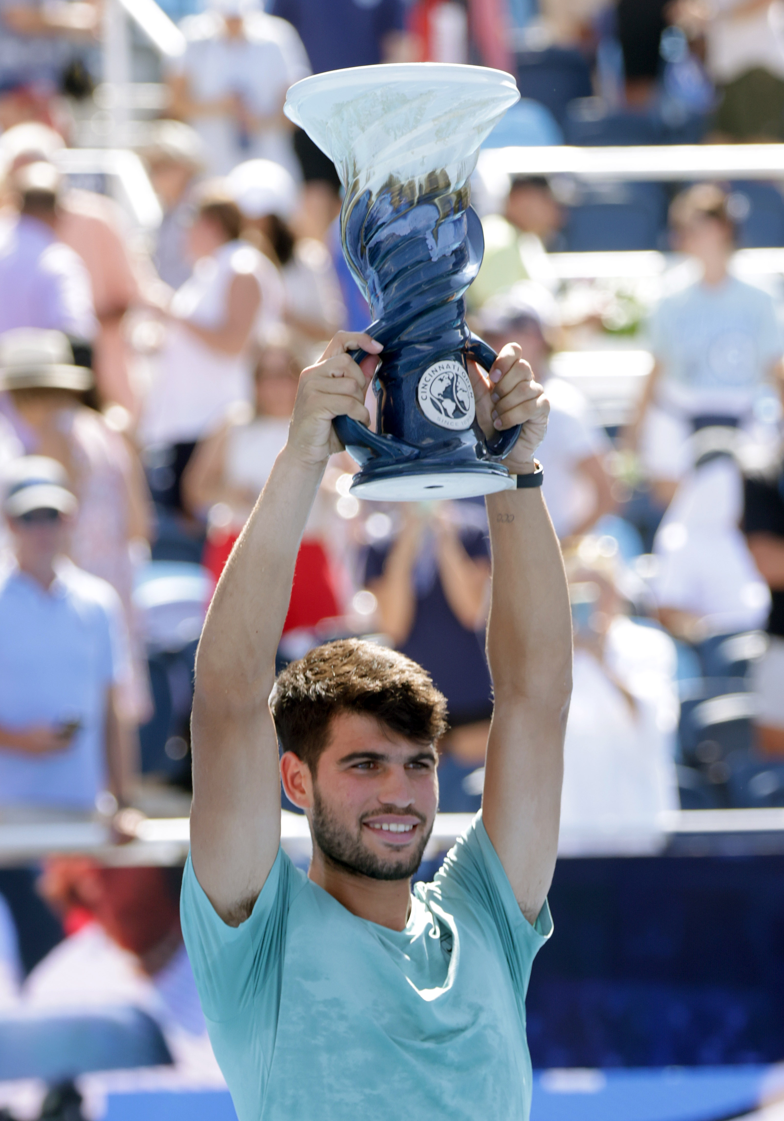 Alcaraz conquista Cincinnati y apunta a ganar el US Open en Queens