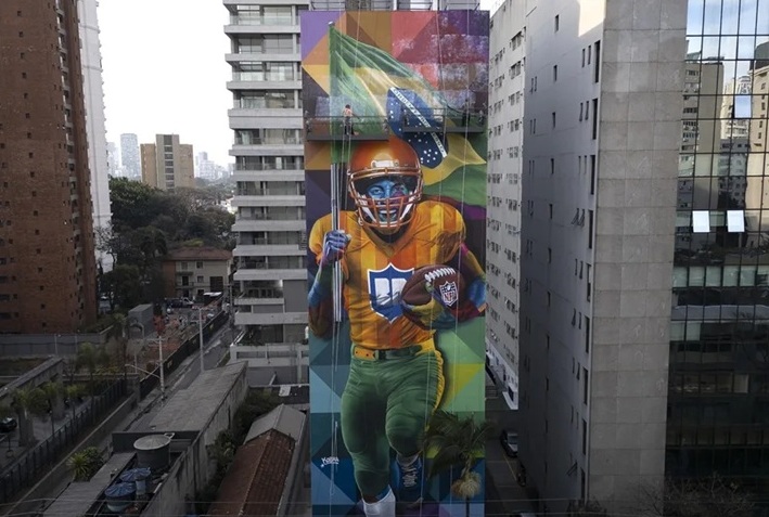 Más de 40 jugadores latinos activan la temporada 2025 de la NFL