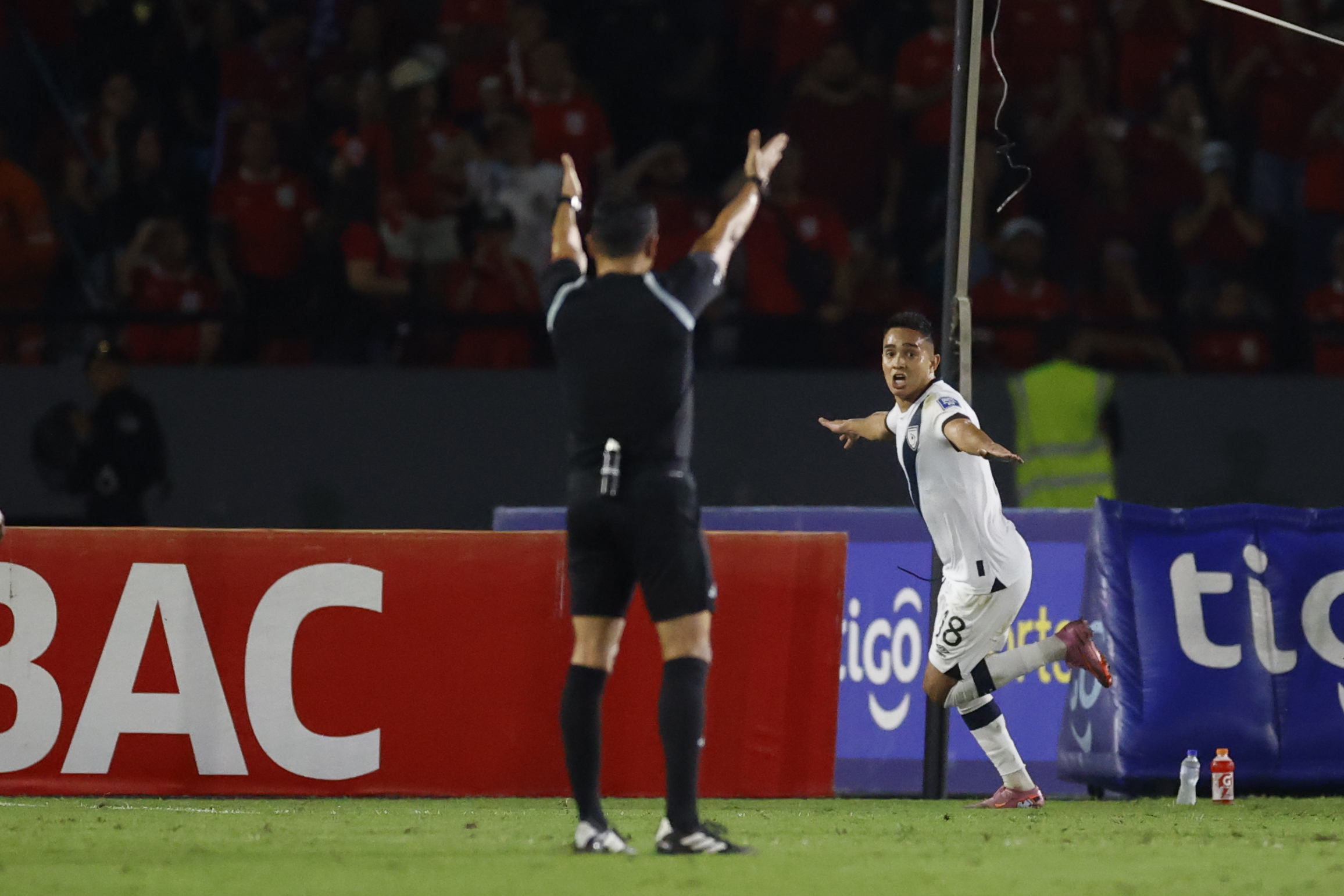 Guatemala resiste empate en Panamá y suma un punto valioso