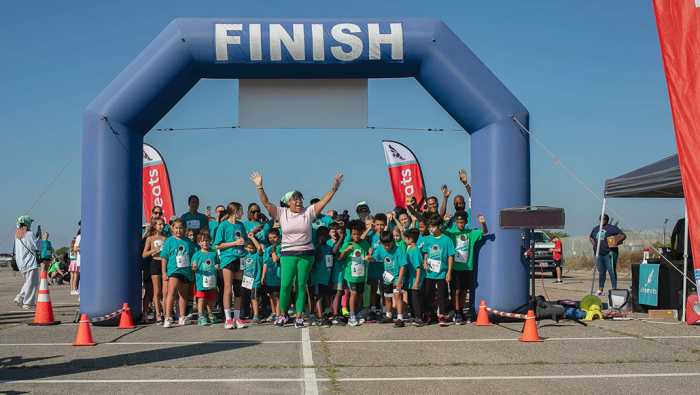 Las Girl Scouts de Nassau unen a la comunidad en carrera y caminata familiar
