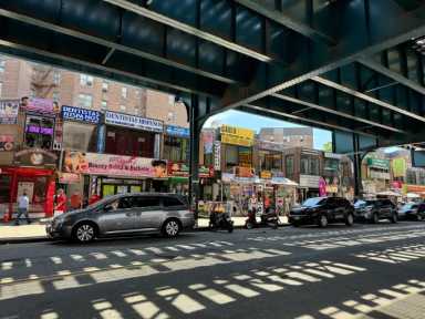 Mujer de Jackson Heights