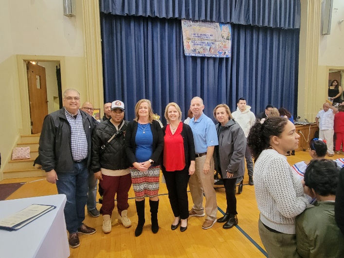 Conmemoran la Herencia Hispana en Iglesia Católica Nuestro Redentor en Freeport