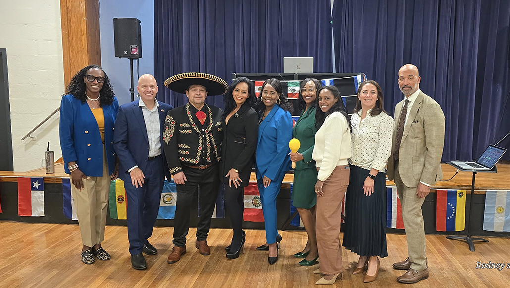 Legisladores Davis y Nicks celebran el Mes de la Herencia Hispana en Hempstead