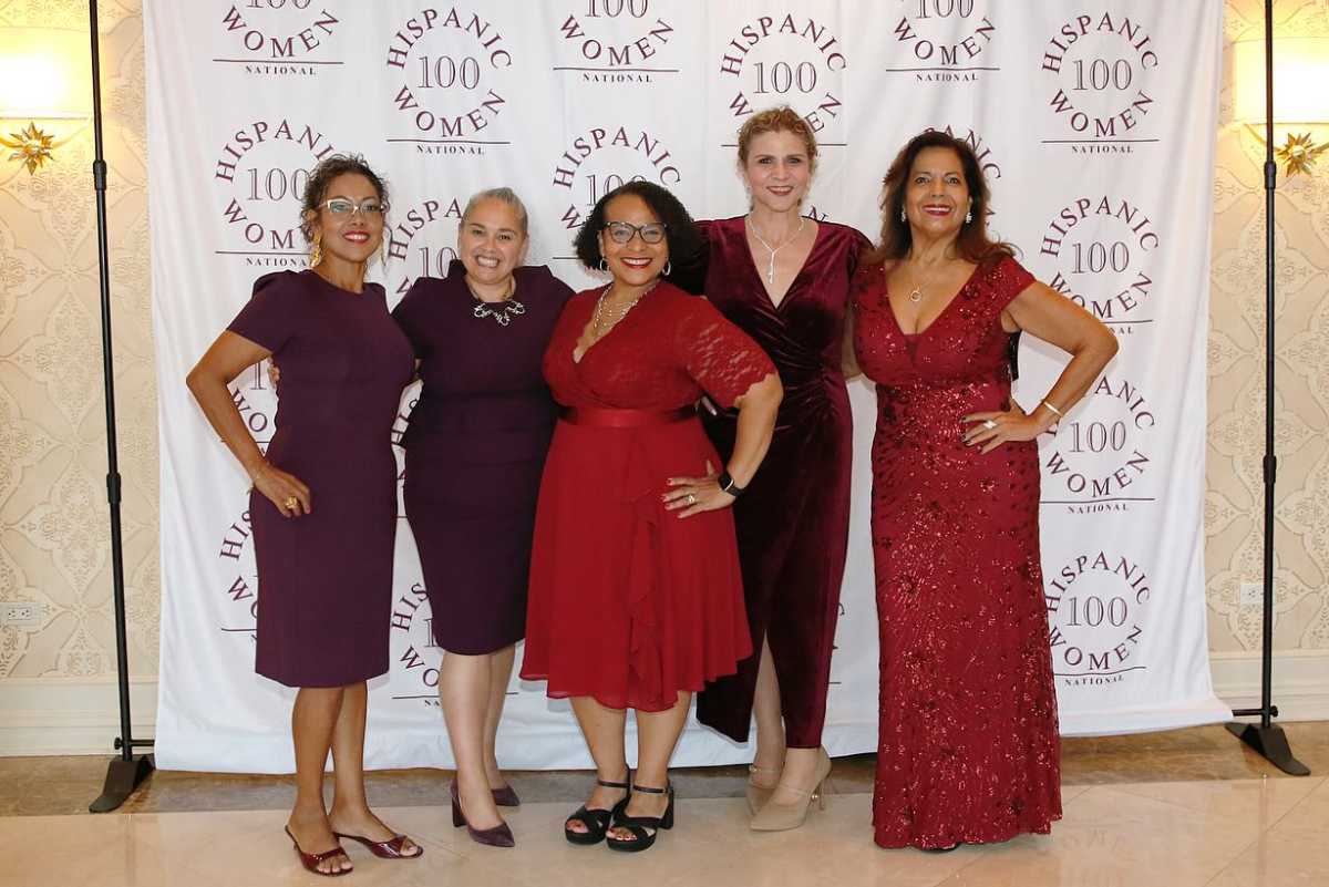CCE de Suffolk celebra el Mes de la Herencia Hispana reafirmando su compromiso con la educación y la comunidad