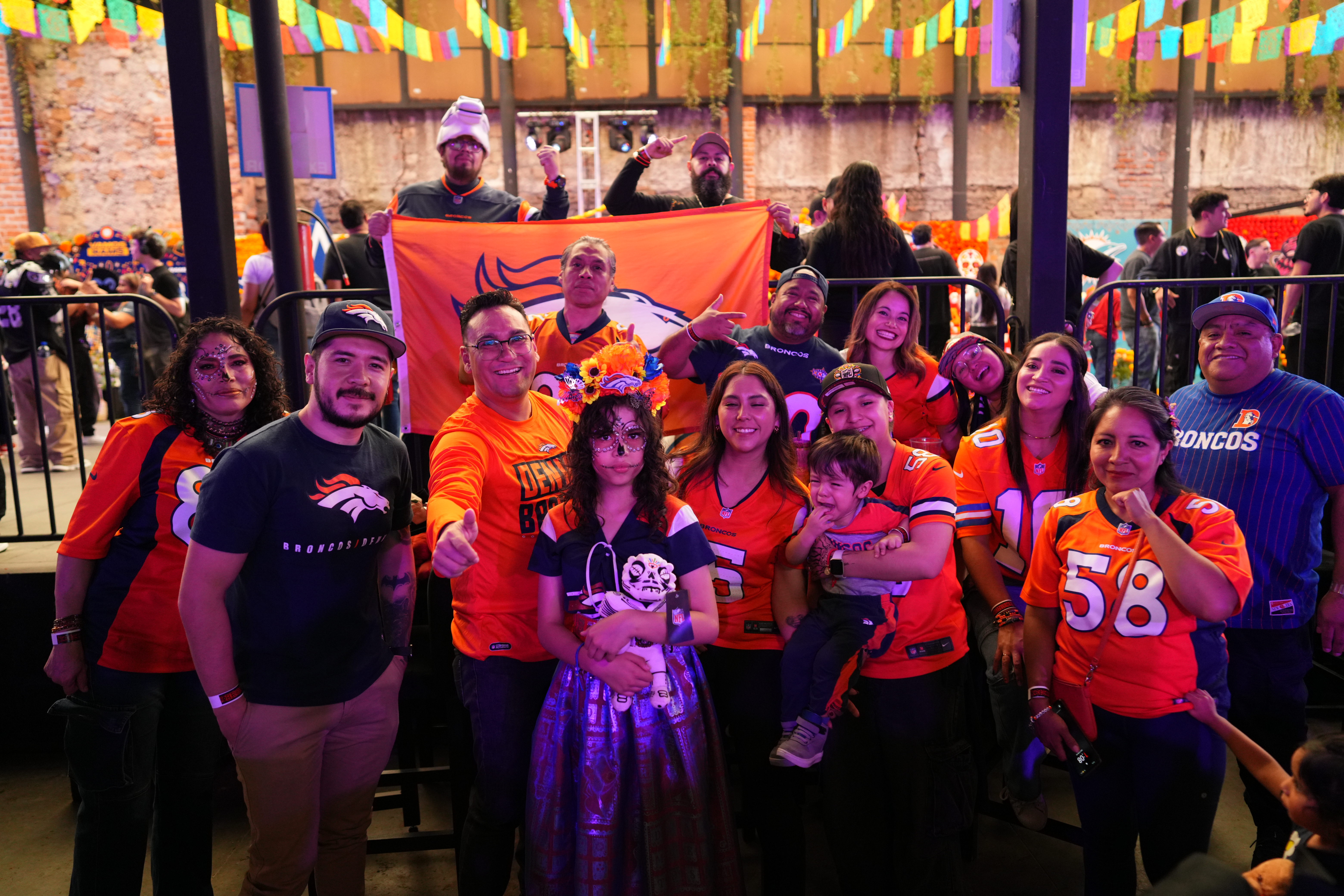 La NFL y la NFL México rinden homenaje al Día de Muertos con la celebración "Hasta la Muerte"