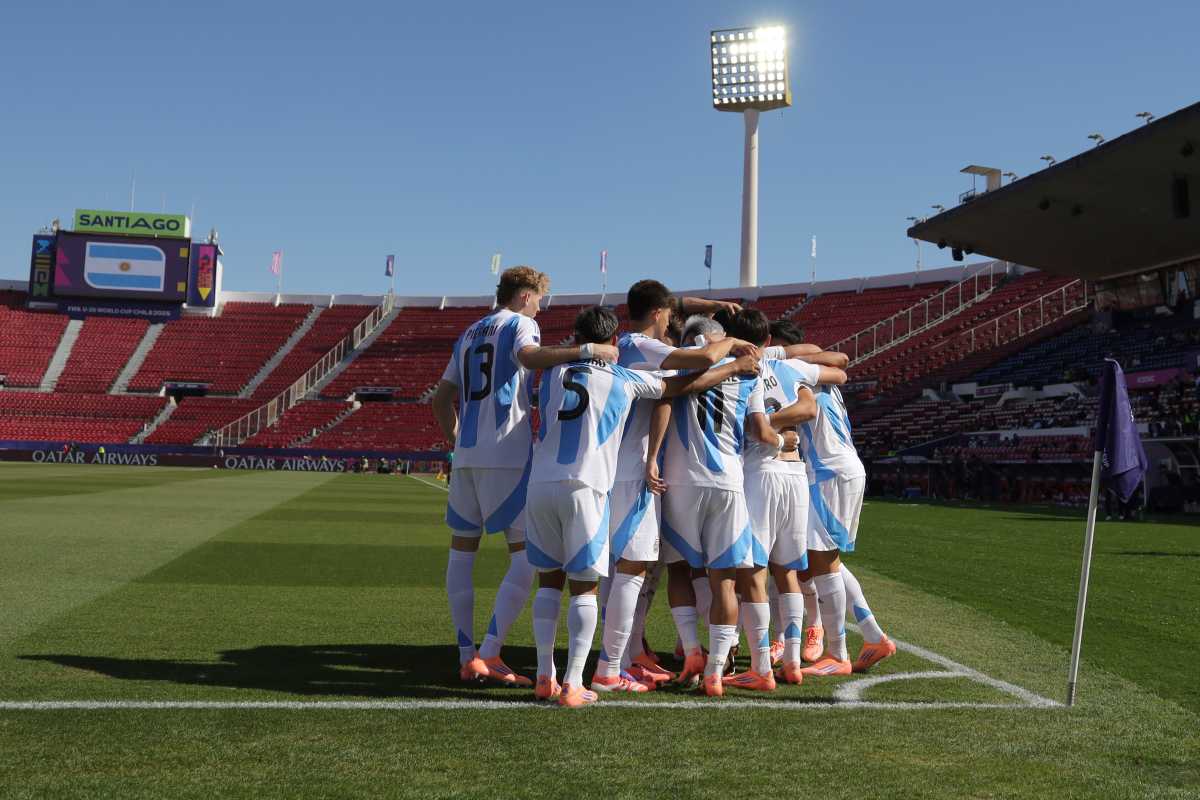 Argentina aplasta 4-0 a Nigeria y enfrentará a México en 4tos. de final
