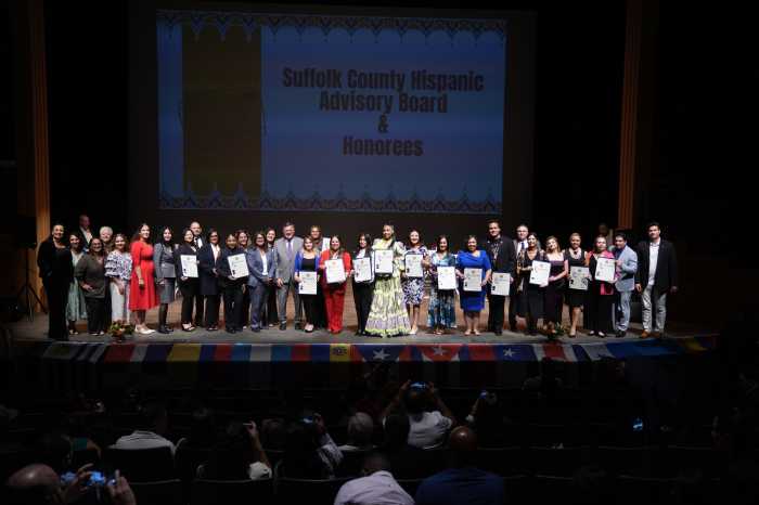Suffolk celebra Mes de la Herencia Hispana reconociendo a personas y organizaciones destacadas